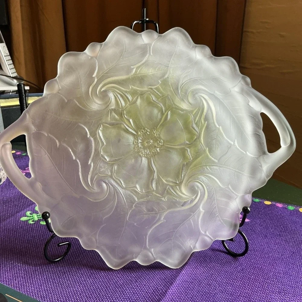 VTG Indiana Glass Satin Frosted Wild Rose 12.25